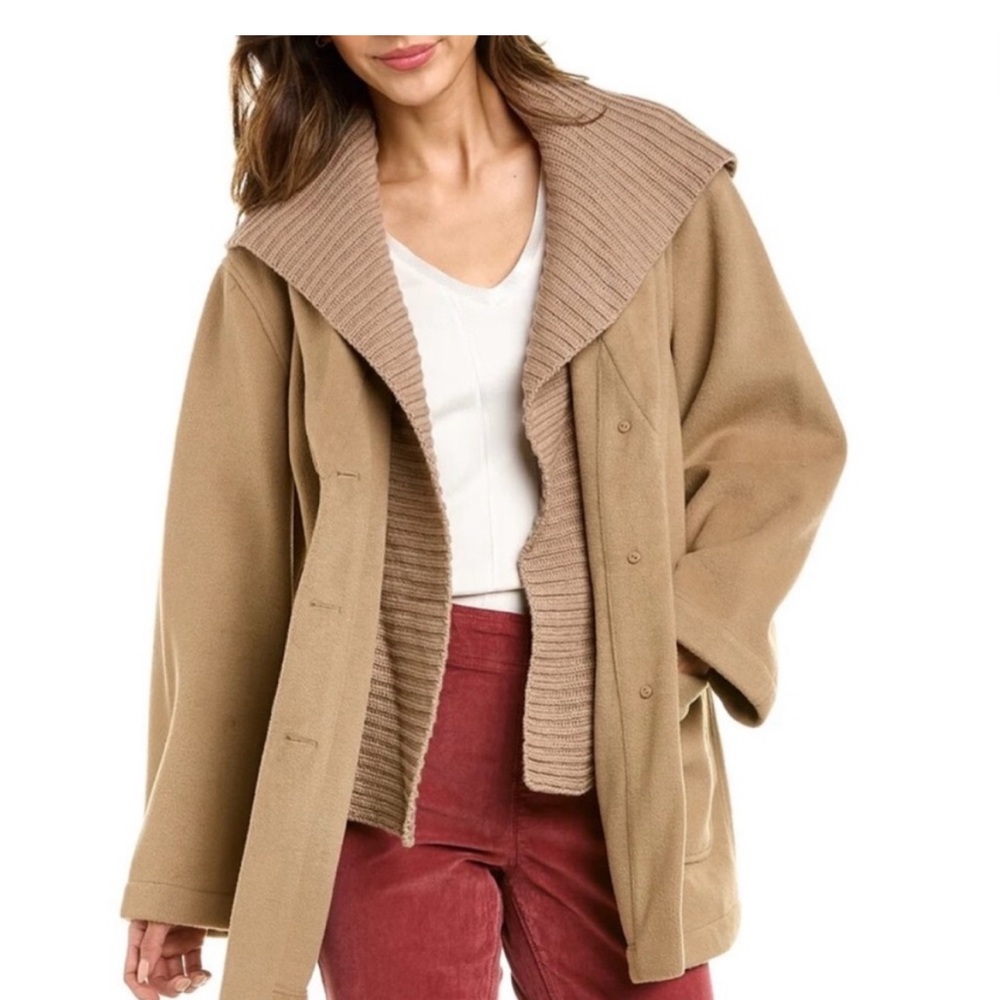 Splendid Tan Pea Coat with Notched Collar and Oversized Fit